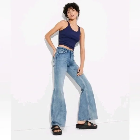 Wild Fable Light Blue High Rise Flare Jeans Size 4 - Picture 3 of 11